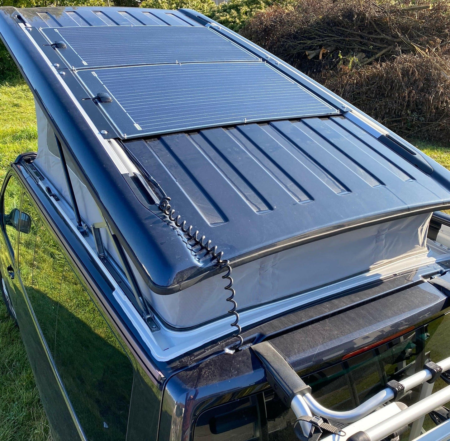 Califaktur Solarmodul für VW California T5 T6 T6.1 260Wp - Califaktur.de